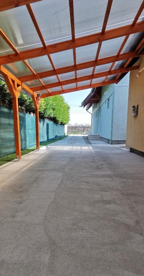 Siofok Apartman מראה חיצוני תמונה
